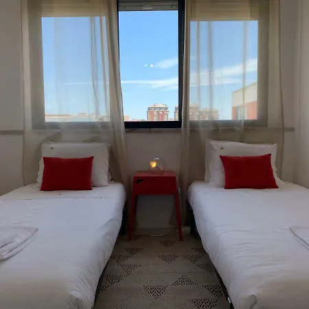From Topfloor Watching The Bay Апартаменты *